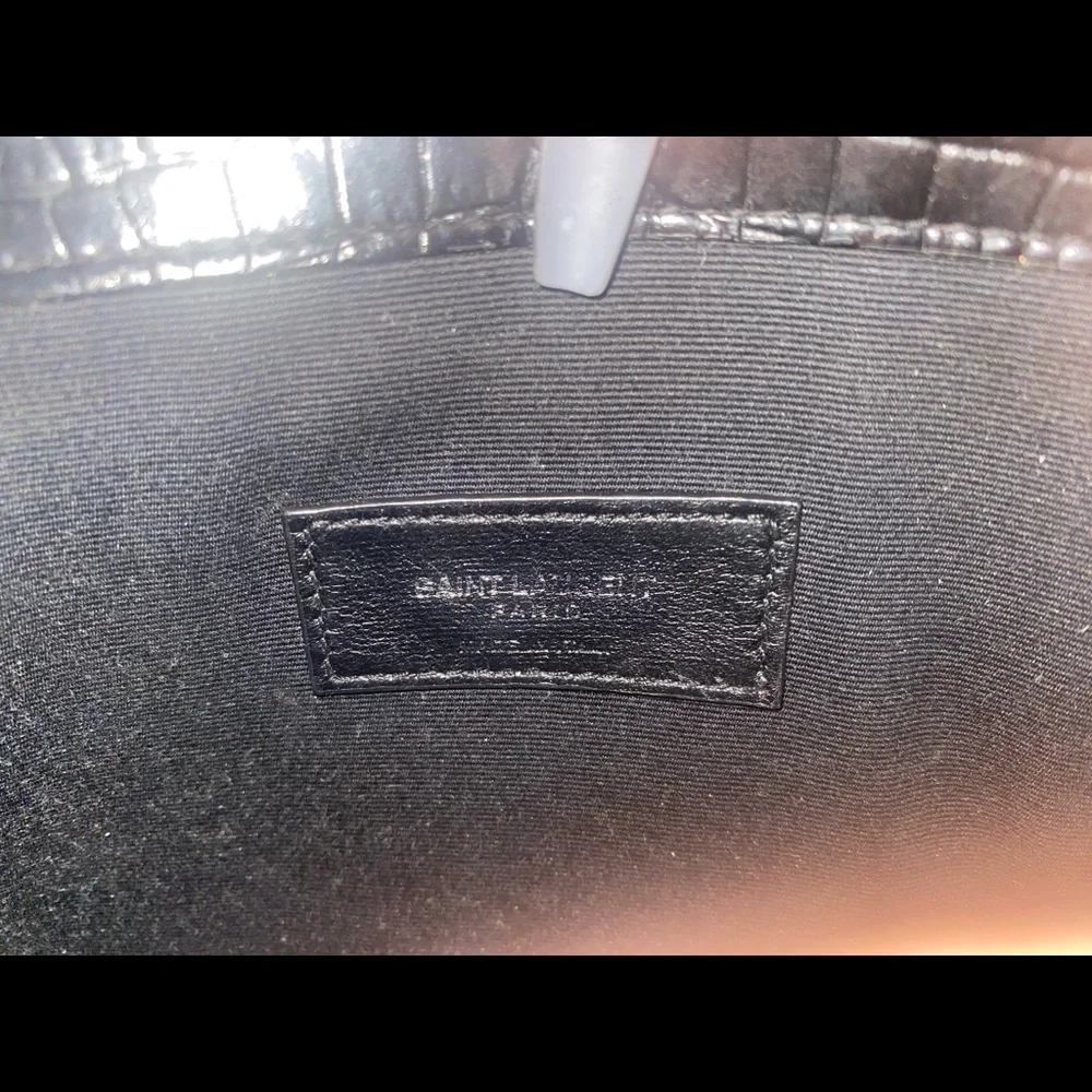 Yves Saint Laurent Black Croc-Embossed Clutch - Picture 4 of 7